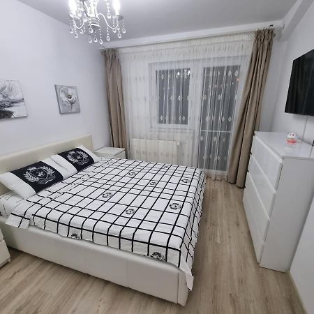 25 Luxury Apartament Bucharest Luaran gambar