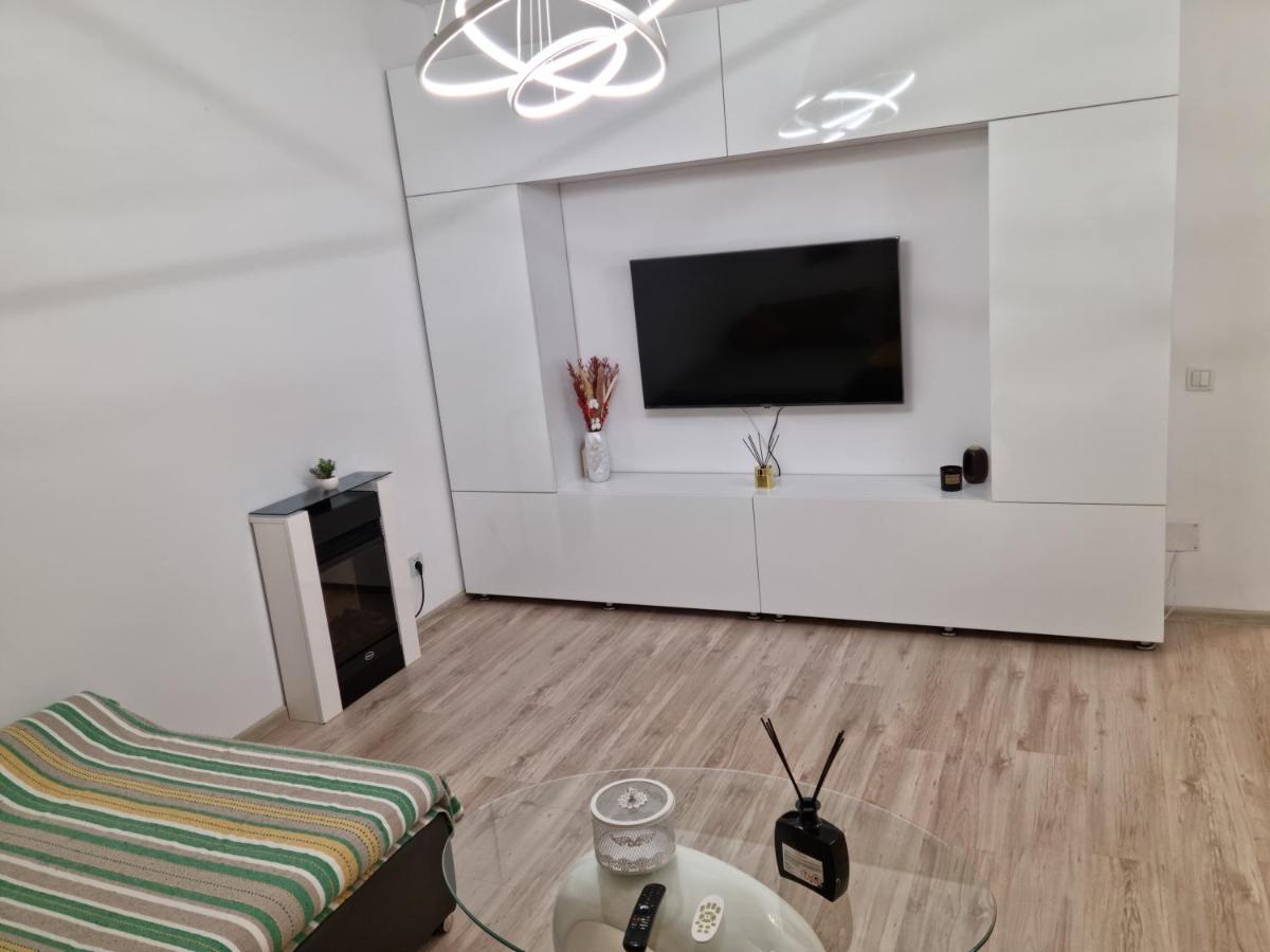 25 Luxury Apartament Bucharest Luaran gambar