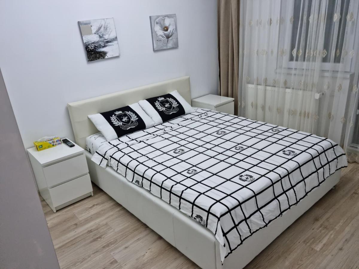 25 Luxury Apartament Bucharest Luaran gambar